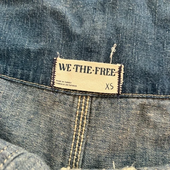 We The Free Blue Denim Women Jeans Overalls - Picture 2 of 7